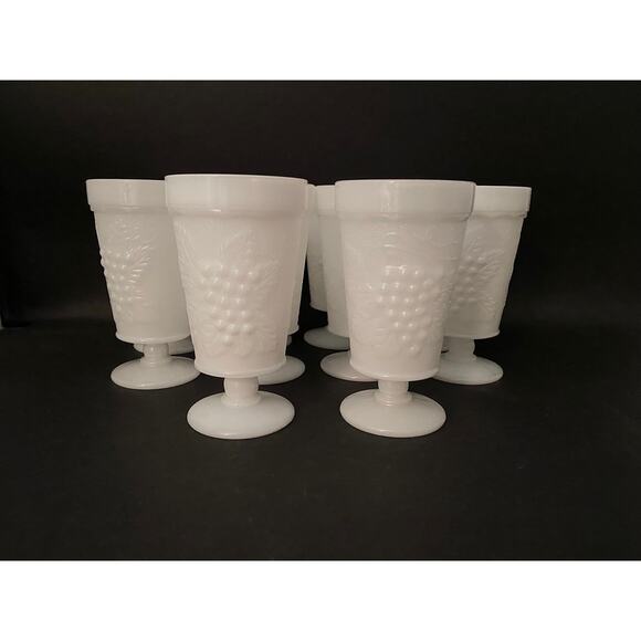Set of 10 Footed Iced Tea Goblets - White Milk Glass Tumblers Embossed Grapes - Picture 7 of 10